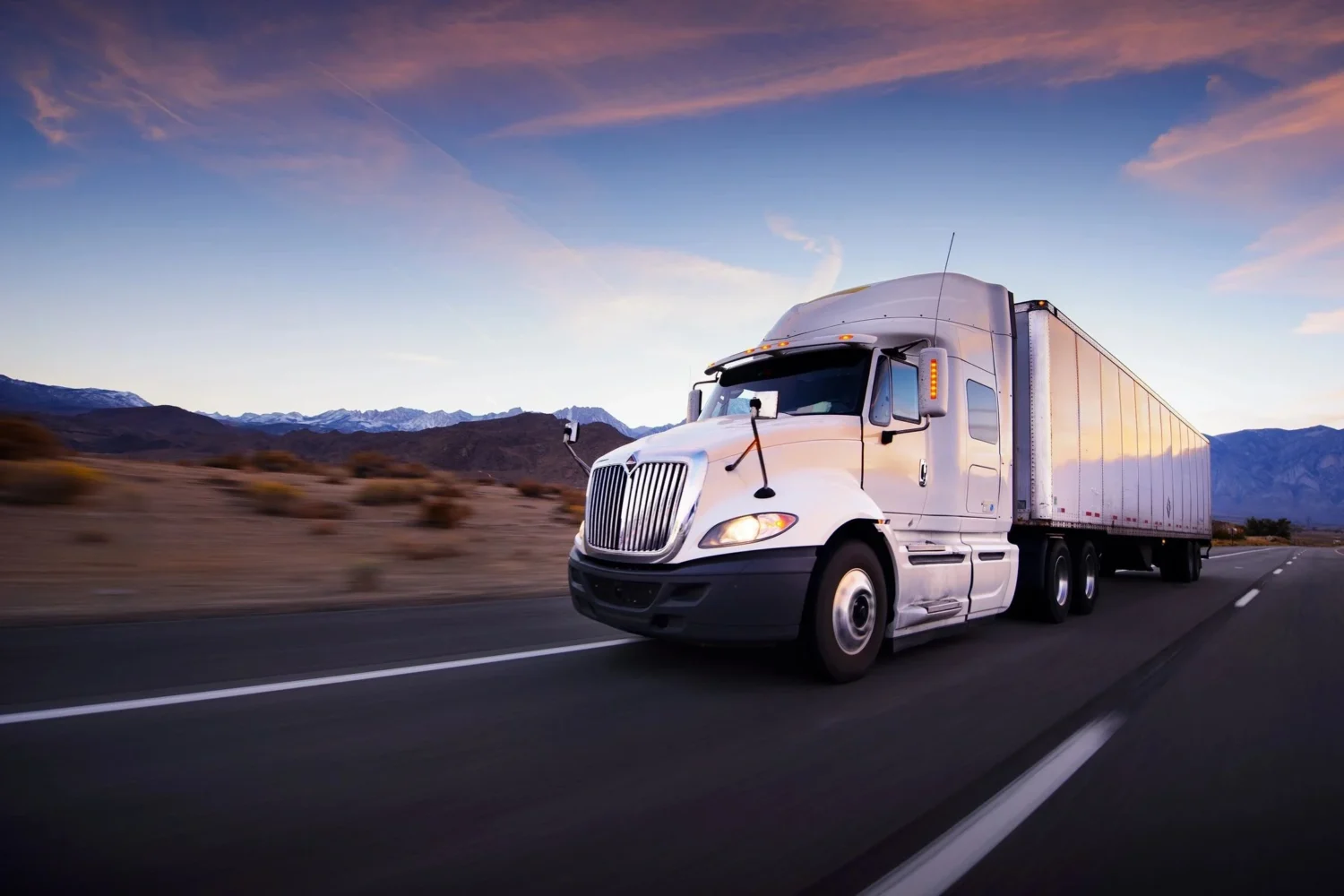 Freight Broker Planet semi truck